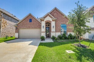 5212 Bradford Green Trail in Flower Mound, TX - Building Photo