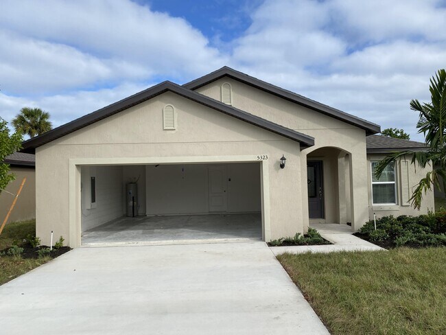 5323 Entertainment Way