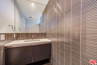 1012 2nd St in Santa Monica, CA - Building Photo - Building Photo