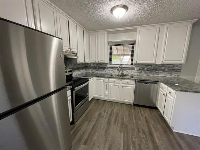 8802 Deerwood Dr in Rowlett, TX - Building Photo - Building Photo