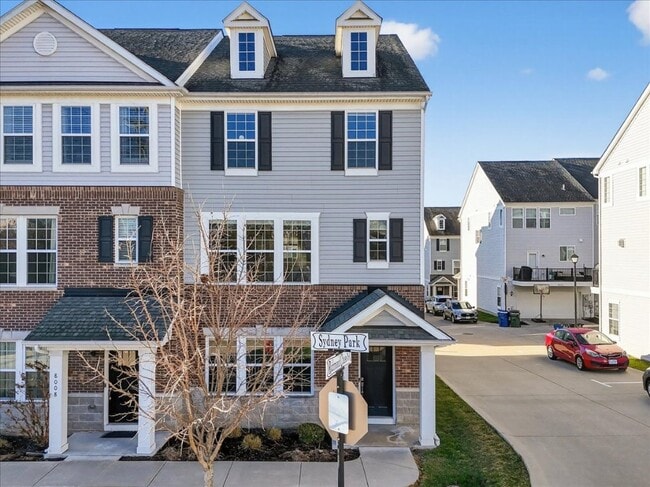 8014 Townes Wy in St. Louis, MO - Building Photo - Building Photo