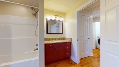 236 Chatham St in Newport, NC - Building Photo - Building Photo