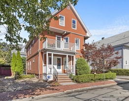 68 Porter Rd, Unit 1 in Cambridge, MA - Building Photo