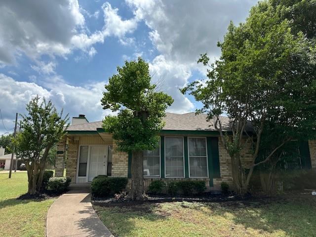 126 Wildwood Dr in Duncanville, TX - Building Photo