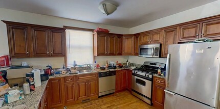 105 Allston St, Unit 2 in Boston, MA - Building Photo - Building Photo