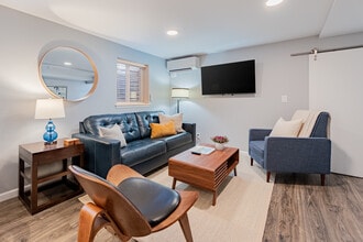1256 N Washington St in Denver, CO - Building Photo - Building Photo