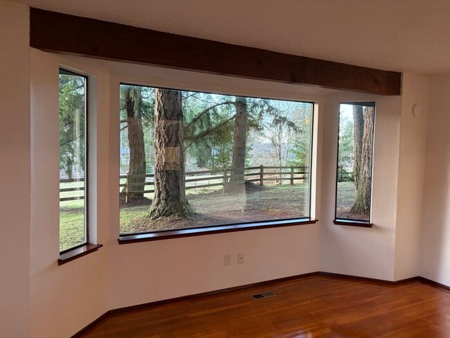 7748 Zangle Rd NE in Olympia, WA - Building Photo - Building Photo