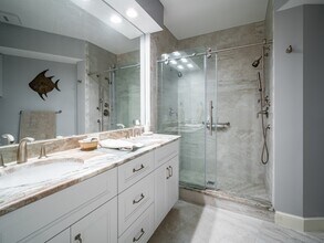 8415 Excalibur Cir in Naples, FL - Building Photo - Building Photo
