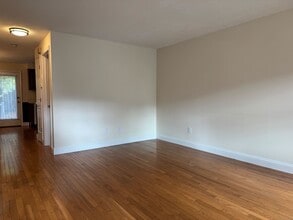 420 Greens Loop in Cheshire, CT - Building Photo - Building Photo