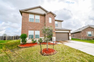 838 Green Clover Ln in Arcola, TX - Building Photo - Building Photo