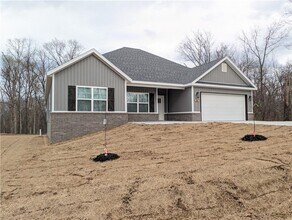 8 Whithorn Ln in Bella Vista, AR - Building Photo - Building Photo