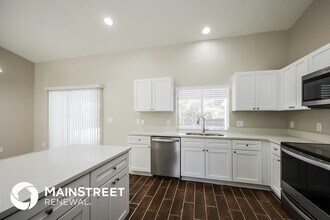 2802 31st St W in Lehigh Acres, FL - Building Photo - Building Photo