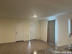 9106 orbital in San Antonio, TX - Building Photo - Building Photo