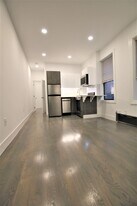 25 Phillips St, Unit 2 in Boston, MA - Building Photo