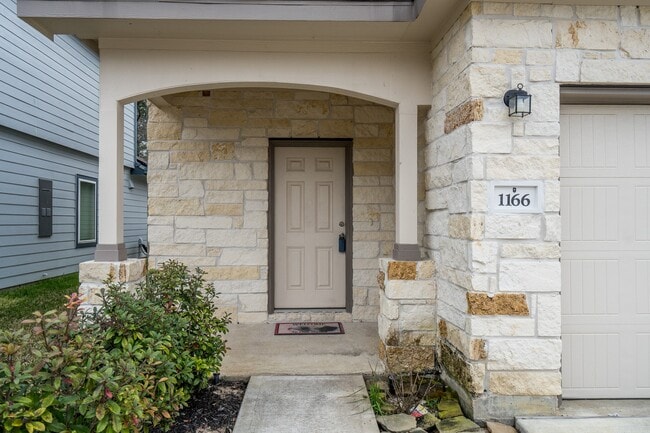 1166 Magnolia Branch Ln