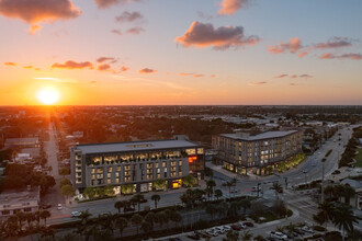 Sky Building in Oakland Park, FL - Building Photo - Building Photo