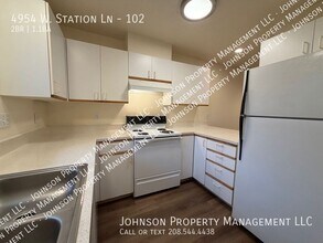 4954 W Station Ln in Boise, ID - Building Photo - Building Photo