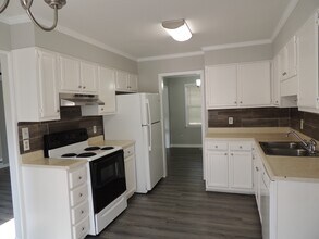 5823 Rivercroft Rd in Fayetteville, NC - Building Photo - Building Photo