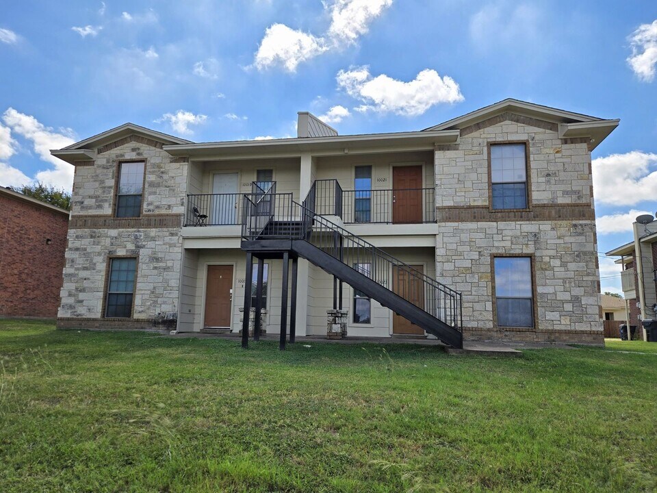 10017 Amber Cir in Waco, TX - Building Photo