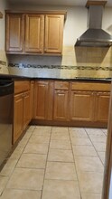 941 N Highland St in Dearborn, MI - Building Photo - Building Photo
