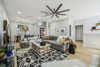 4321 Country Ln in Grapevine, TX - Building Photo - Building Photo
