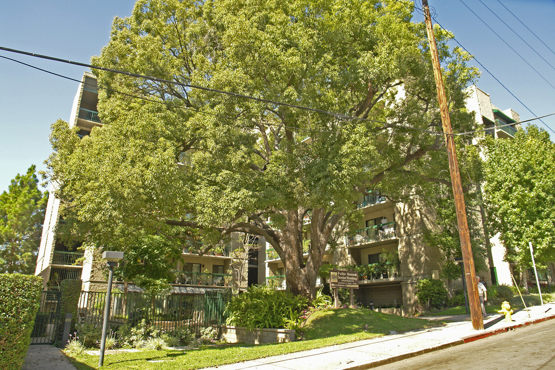 Fuller Avenue Senior Housing in Los Angeles, CA - Building Photo