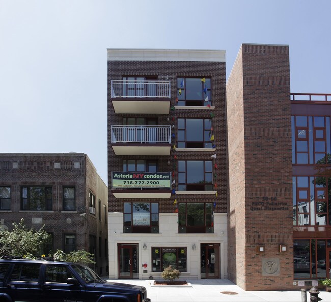 30-16 37th St in Astoria, NY - Building Photo - Building Photo