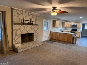 341 Sanders-Davis Rd in Newnan, GA - Building Photo - Building Photo