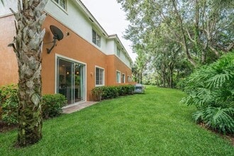 7221 Briella Dr in Boynton Beach, FL - Building Photo - Building Photo