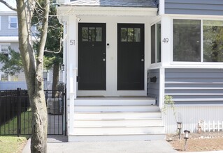 51 Falmouth St in Belmont, MA - Building Photo - Building Photo