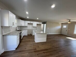 2714 Winchester Rd NW in Huntsville, AL - Building Photo - Building Photo