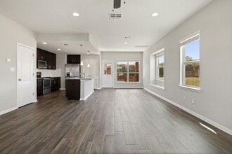 719 Coconut Grove St in Pflugerville, TX - Building Photo - Building Photo