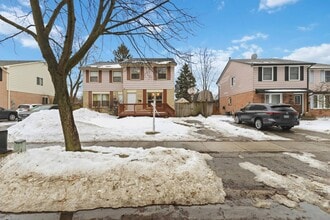 3 Bedroom  Home * London NORTH *  Finished Basement | Fenced Yard | Available April 1 in London, ON - Building Photo - Building Photo