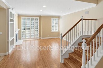 23434 Abbey Glen Pl in Santa Clarita, CA - Building Photo - Building Photo