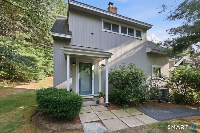 property at 10 Partridge Ct