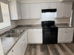 5104 Londonderry Blvd in Orlando, FL - Building Photo - Building Photo