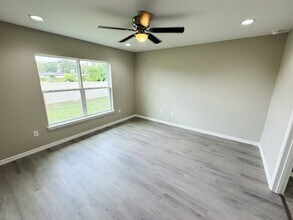 6584 SE 108th Ln in Belleview, FL - Building Photo - Building Photo