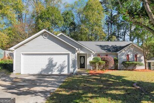 123 Willow Springs Ln in Stockbridge, GA - Building Photo