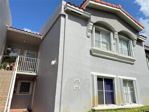 4764 NW 114th Ave in Doral, FL - Building Photo - Building Photo