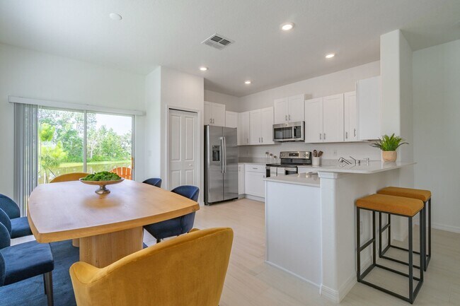 Balcara 301 at Sun City in Wimauma, FL - Building Photo - Building Photo