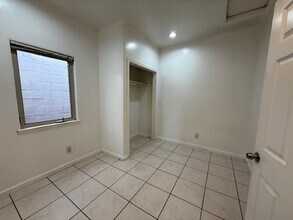 426 Pajaro St in Salinas, CA - Foto de edificio - Building Photo