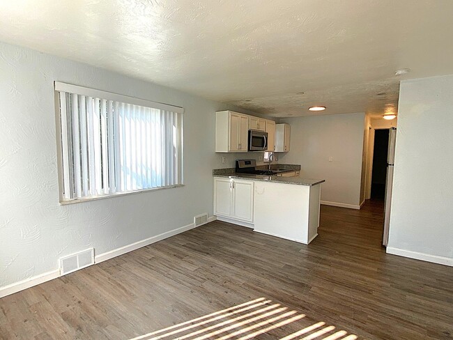 10 Pointview Rd in Pittsburgh, PA - Building Photo - Building Photo