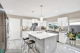 1236 NE 18th Ave in Fort Lauderdale, FL - Building Photo - Building Photo
