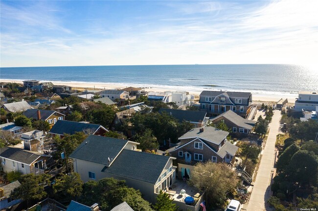 61 Ocean Rd in Ocean Beach, NY - Building Photo - Building Photo