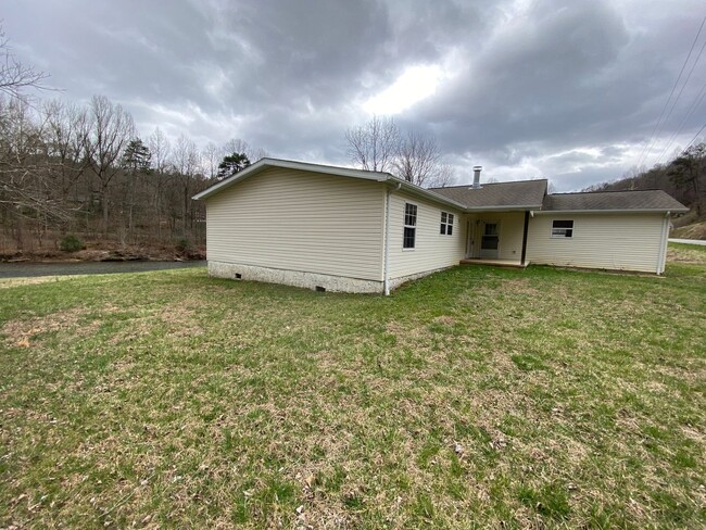 property at 1642 Old Cullowhee Rd