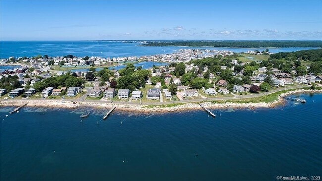 106 E Shore Ave in Groton, CT - Building Photo - Building Photo