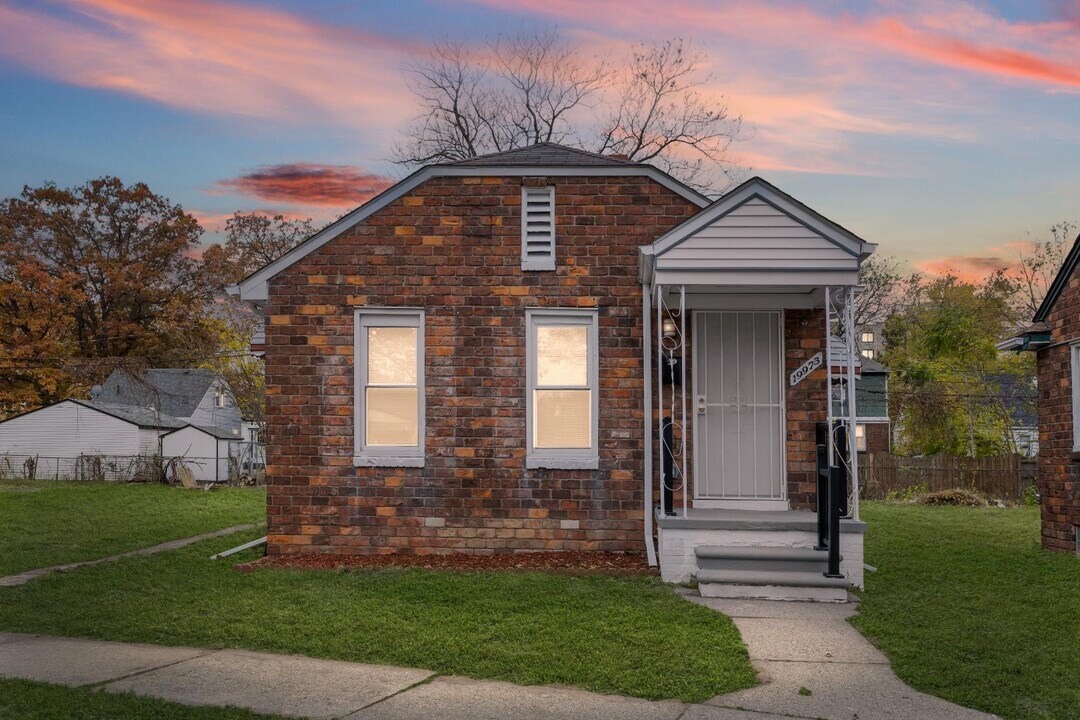 19973 Lumpkin St in Detroit, MI - Building Photo