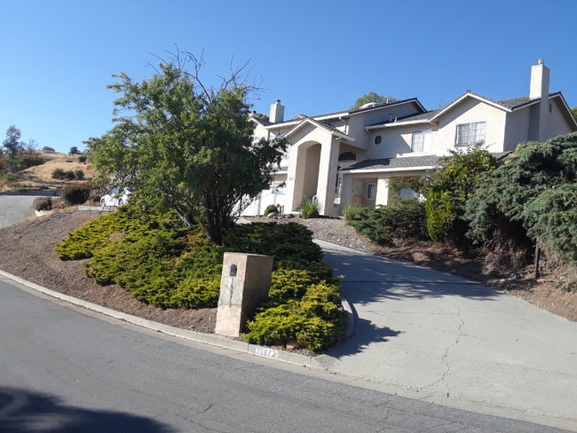 property at 10072 Roseview Dr