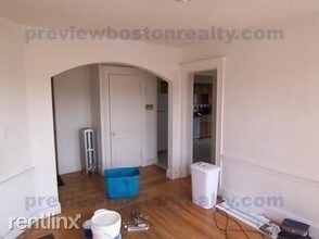 41 Atkins St-Unit -APT# 5-R in Boston, MA - Foto de edificio - Building Photo