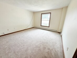 15 Mayo Dr in Holden, MA - Building Photo - Building Photo